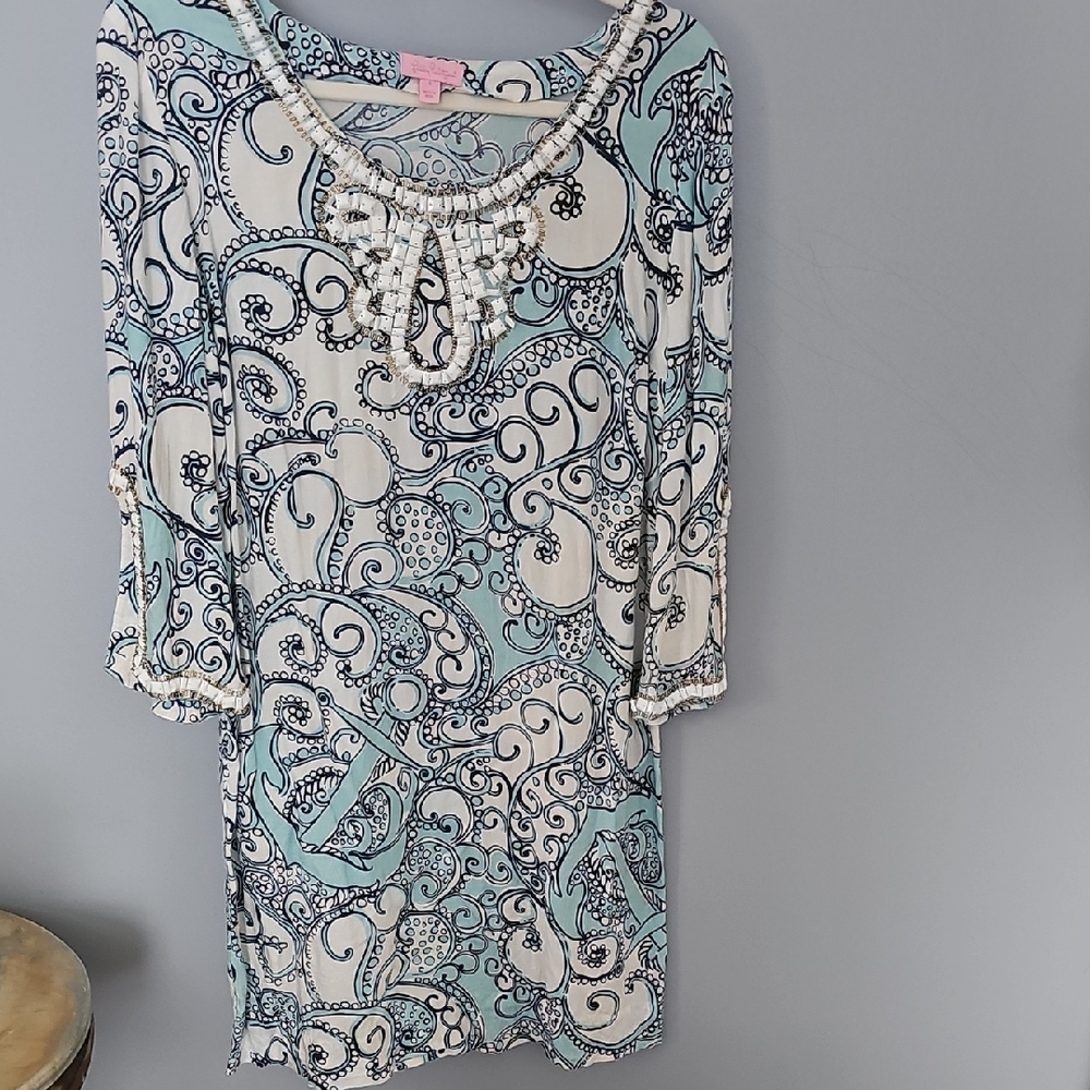 Lilly Pulitzer Blue and Cream Paisley Tunic